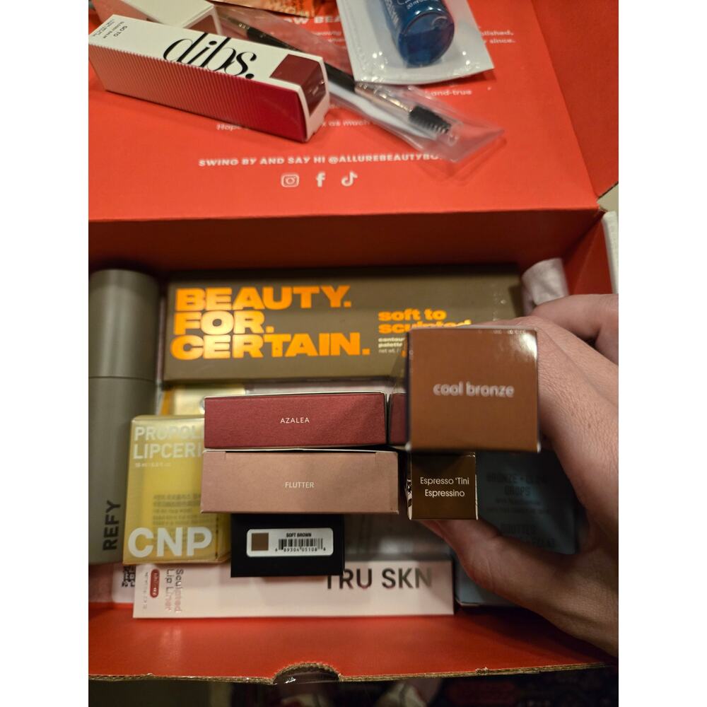 Allure Beauty Box Bundle Sephora Makeup Skincare Haircare Dibs Refy Anastiasia - Picture 3 of 4